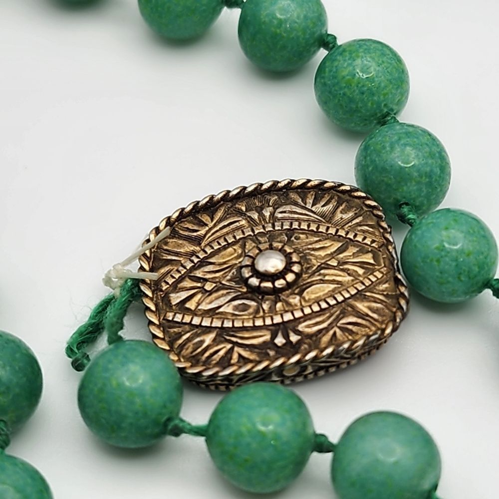 CRAFT Vintage Kramer Broken Green Glass Bead Necklace - Picture 3 of 3